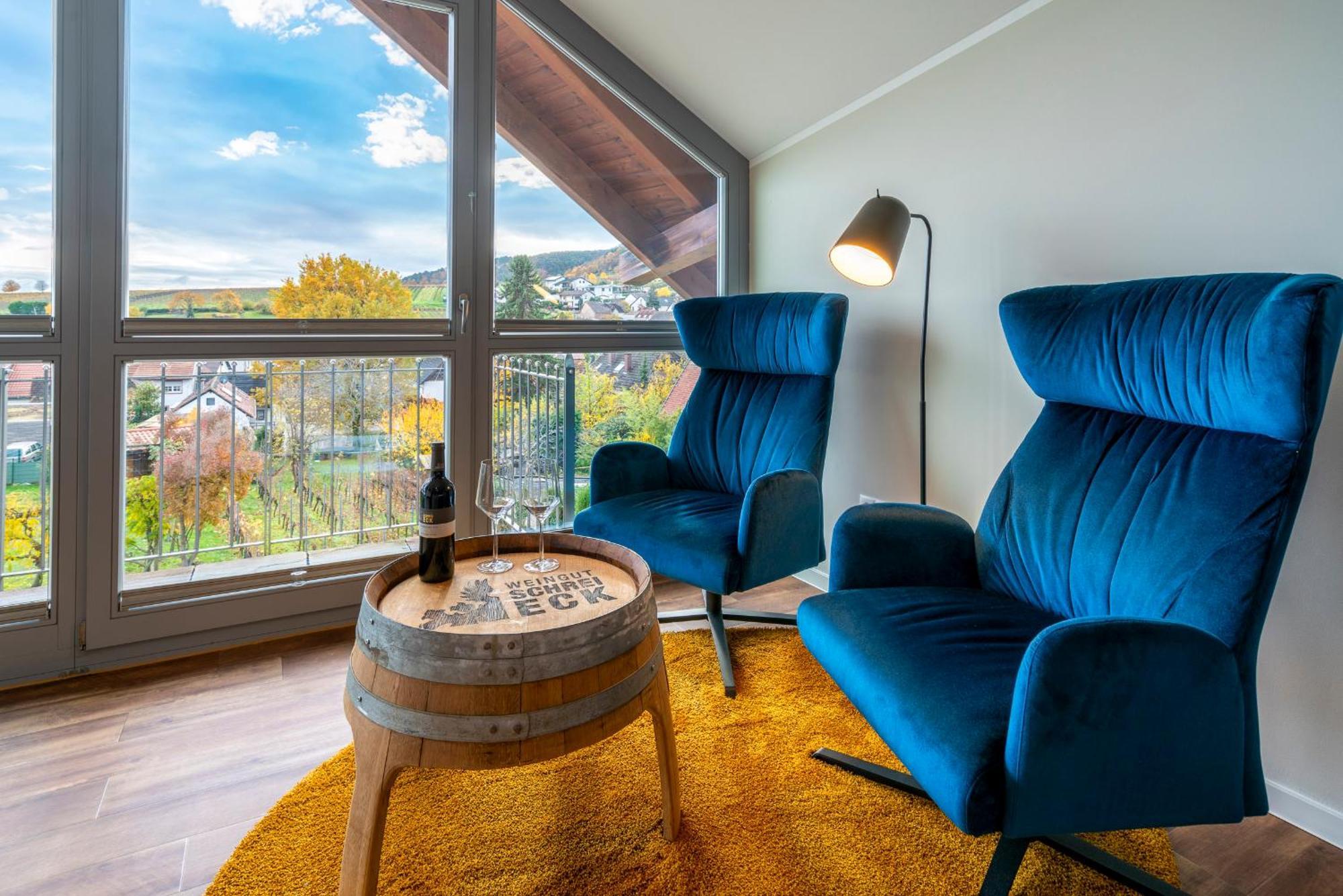 Weingut Schreieck Vinotel & Gutshaus Sankt Martin Buitenkant foto